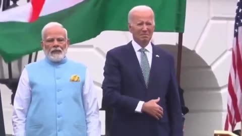 OMG Biden the Incompetent Fool