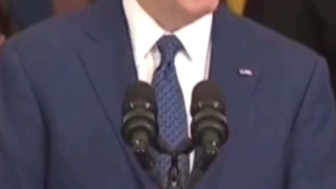 Biden gaffes...again.