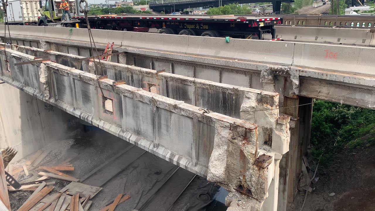 Bridge Girder Removal in Action