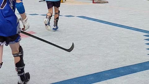 Goals happen in dek hockey