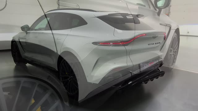 2023 Aston Martin DBX 707 - SUV Horor Ultra Mewah!