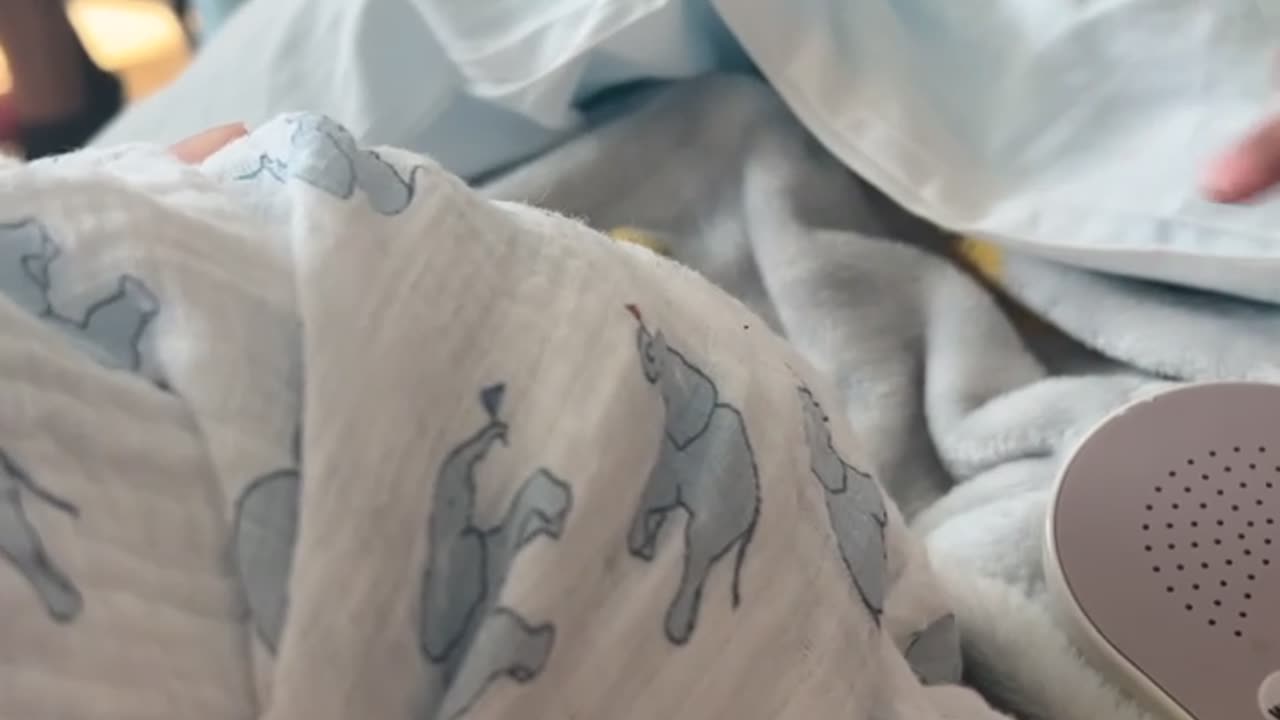 Boy Says 'Hey Baby' To New Brother