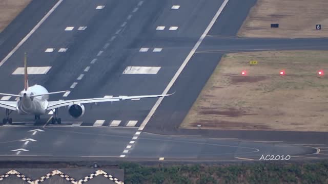 Crosswind LANDINGS and take offs at MADEIRA on Runway 05