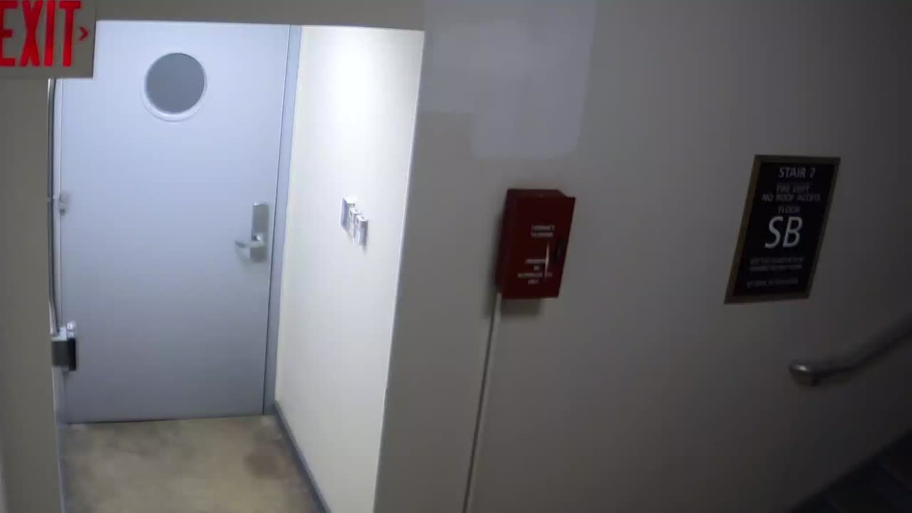 6111RHOBSBSWStair7_2021-01-06_23h40min03s500ms.mp4