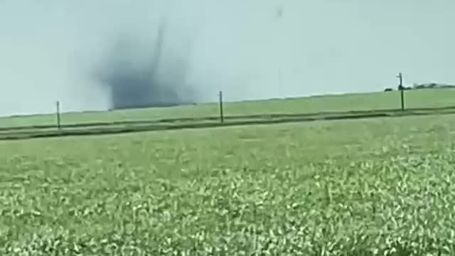 Watch a Tornado Form in Colorado