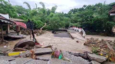 Nora deals damage to touristic Mexican town