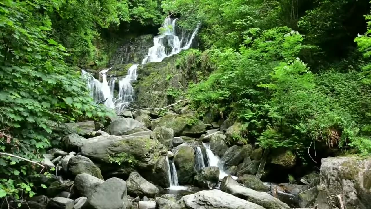 THE FAMOUS WATERFALLS IN THE WORLD | AMAZING WATERFALLS VIDEO EVER