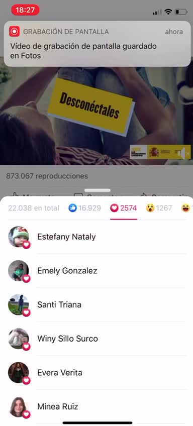 El Gobierno de Sánchez "crea" cuentas falsas (los bots) para poner «Me Encanta» en Facebook