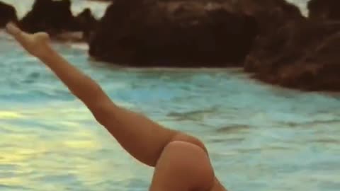 #shorts #trending #reel #viral #facts #S #style #yoga #smile