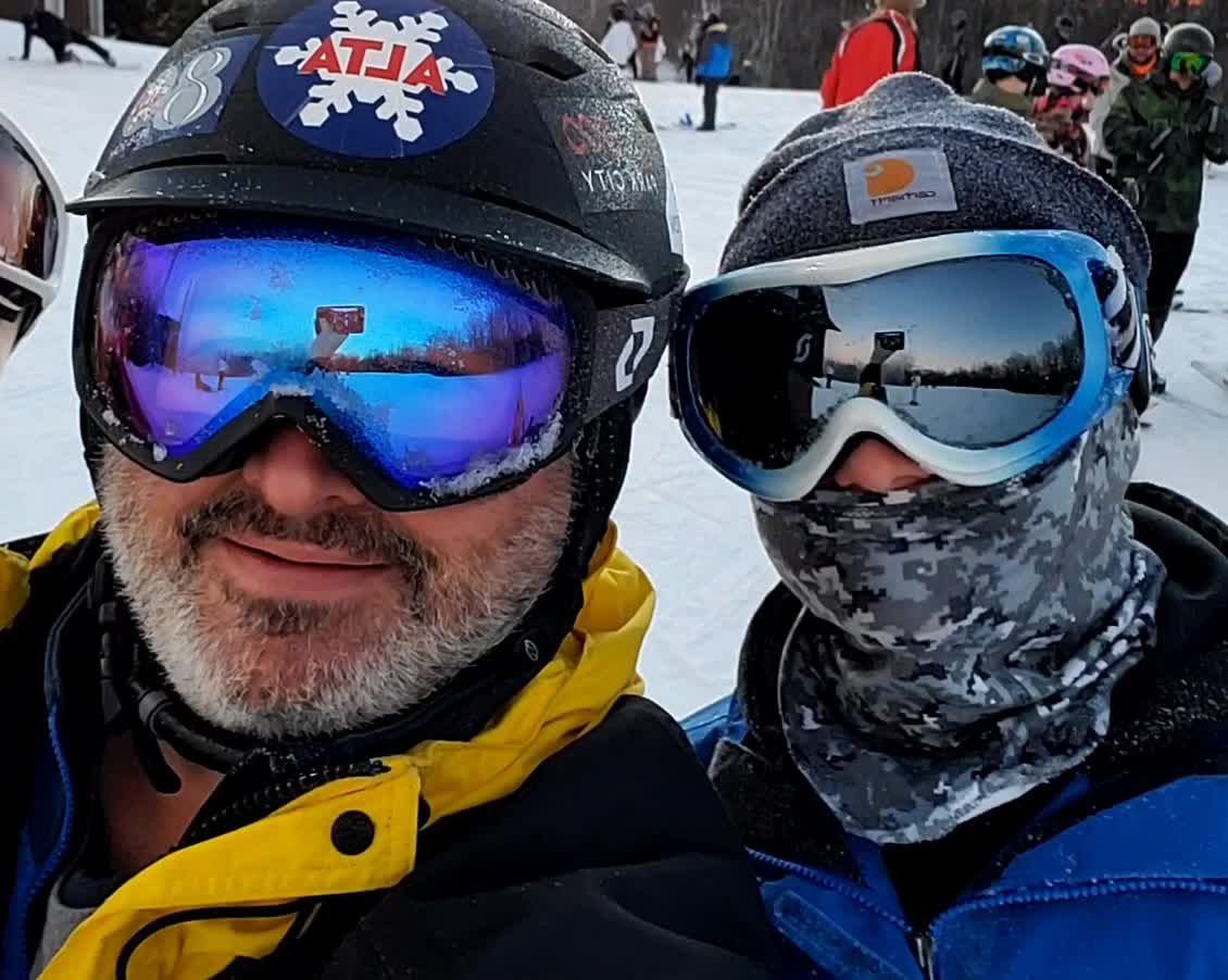 Skiing Blue