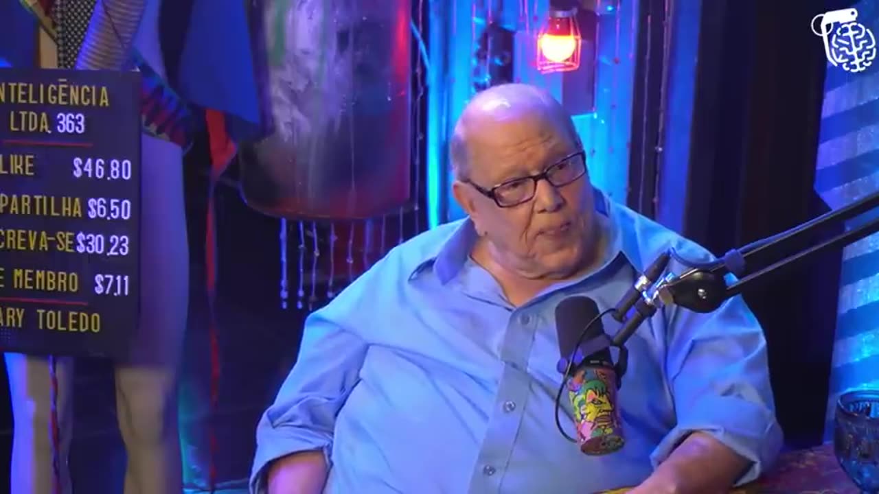 TRABALHANDO COM O SILVIO SANTOS - ARY TOLEDO Cortes do Inteligência Ltda.