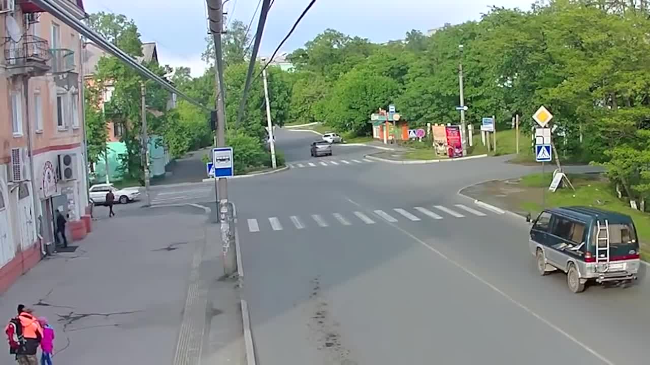 How To Not Drive in Russia