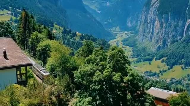 Let's enjoy this amazing view