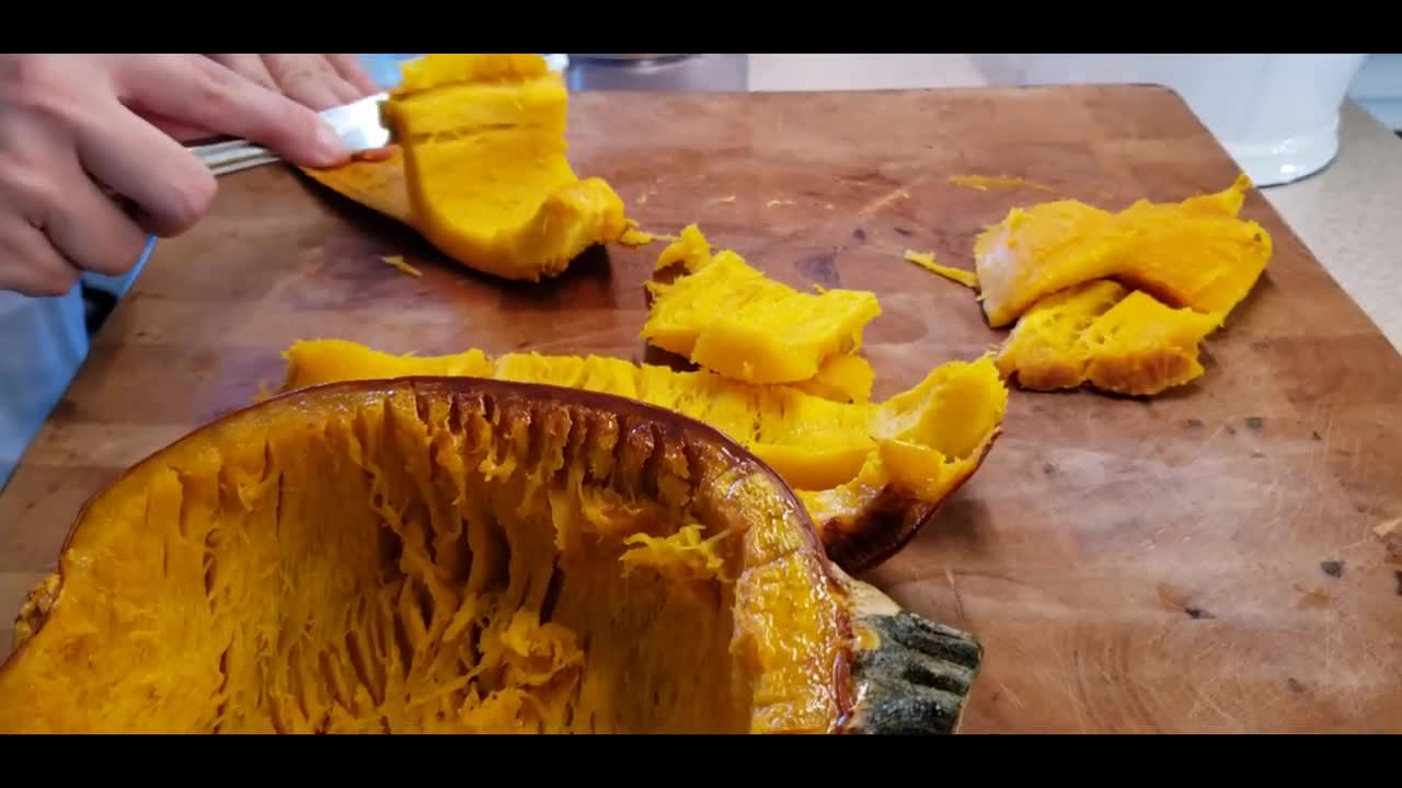 Making Pumpkin Puree from scratch