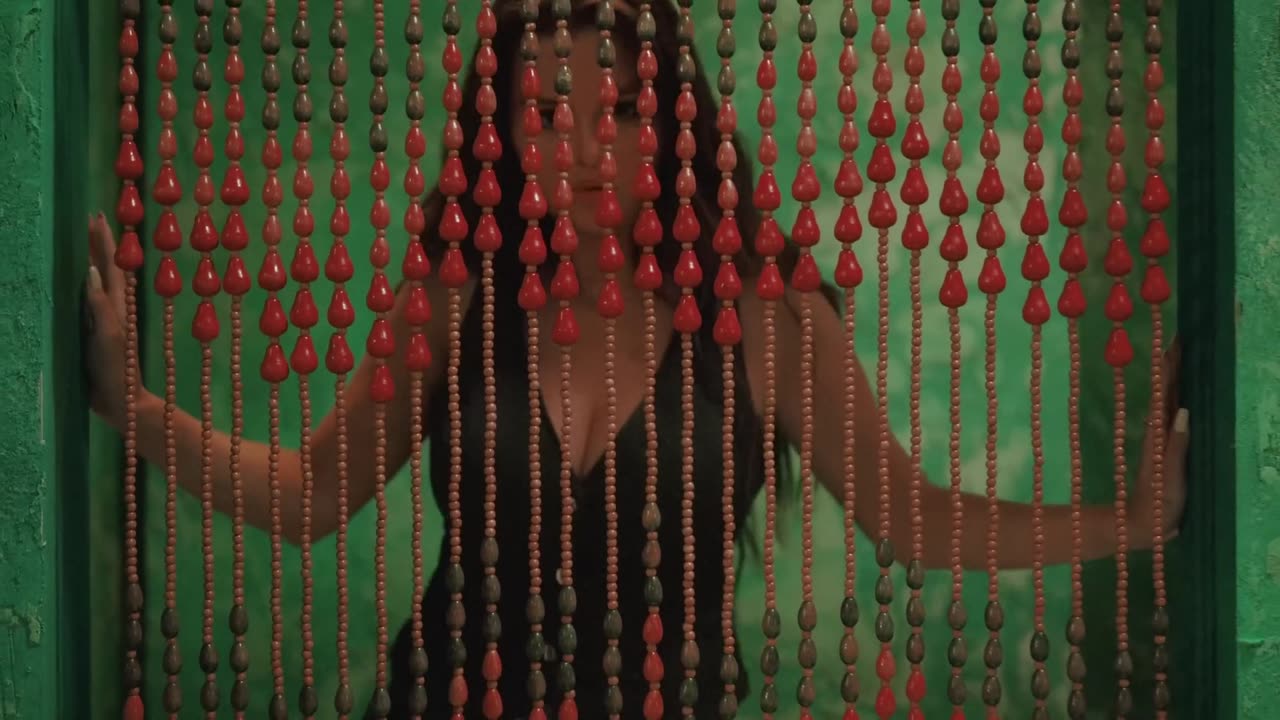 global top music video Listen to Rema - Calm Down (with Selena Gomez)