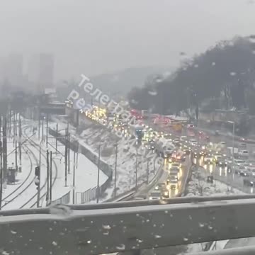 🇺🇦There are huge traffic jams in Kyiv