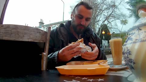 Eating A $10,000 Golden Steak (24k Gold)