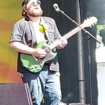 Peter Brazeal (Hedonistas) - LIVE @ 420Fest (Short 5)