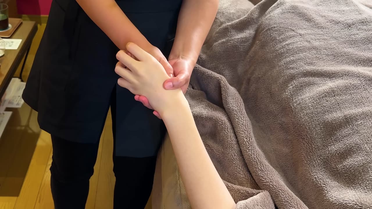 ASMR I got NEXT LEVEL HOSPITALITY in face spa of TOKYO (Soft spoken)