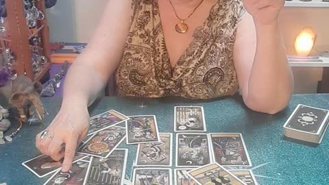 Maui & Smooth Transition 9/12/23 Tarot Insight