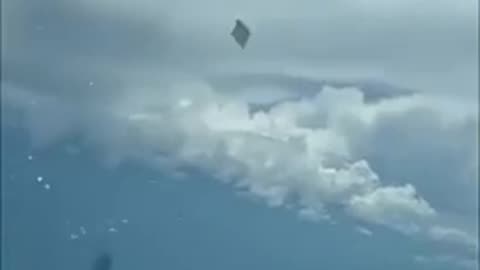 UFO sighting from a Plane