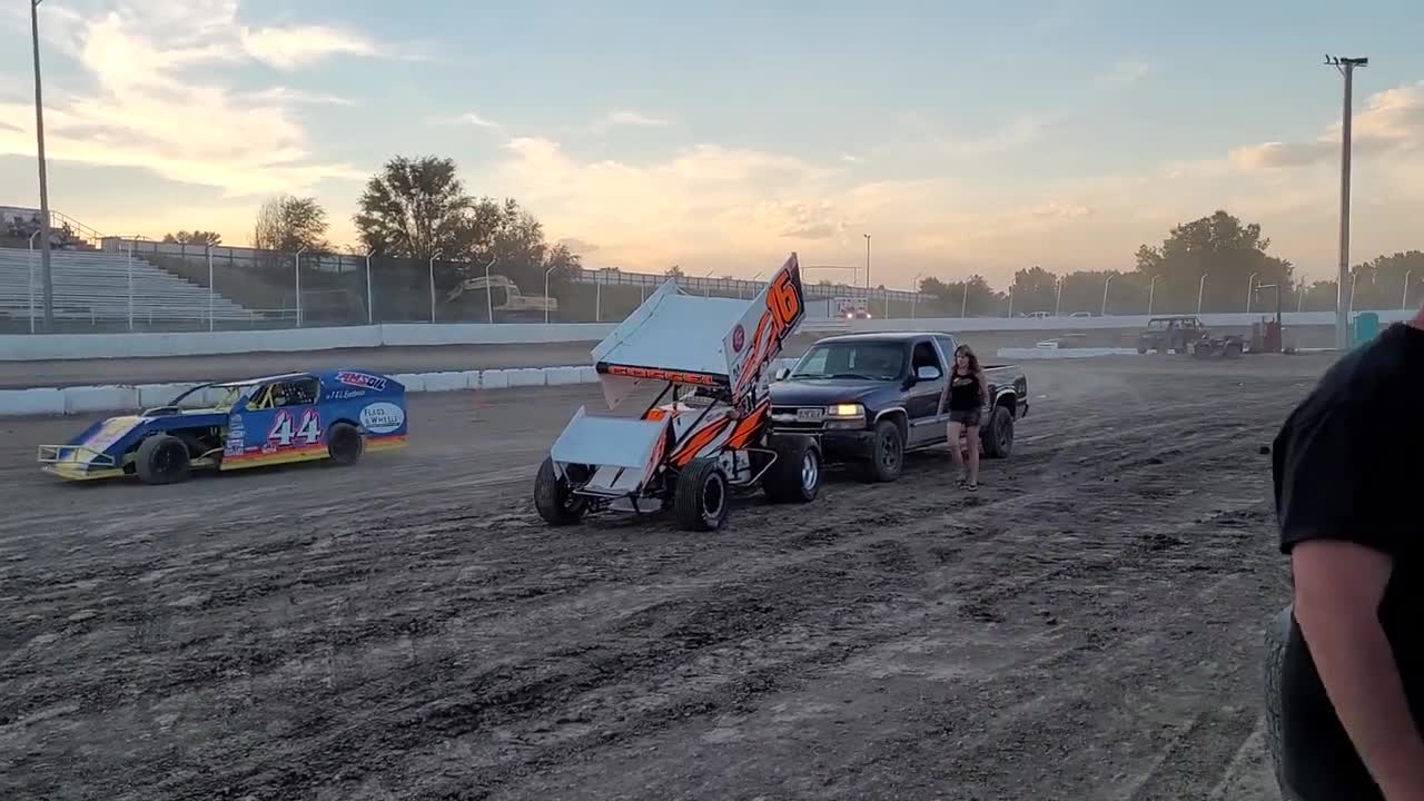 Black Hills Speedway 8-27-22 Heat in the #Gossel #Racing