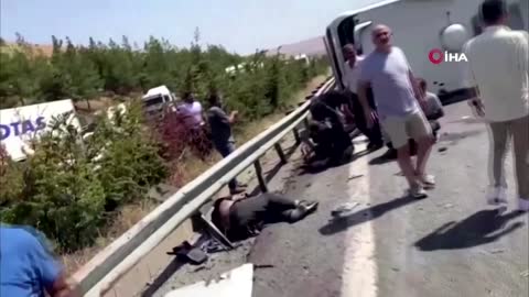 At least 32 killed in Turkey in separate crashes