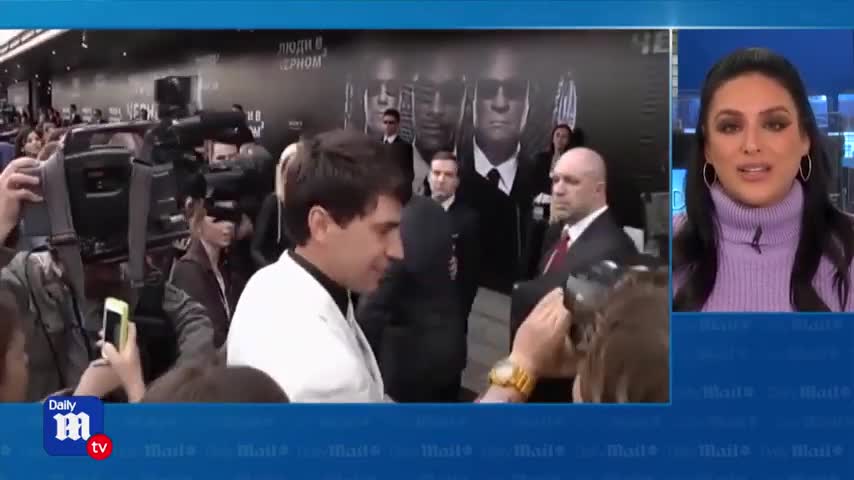 Will Smith's SLAP history_ Actor smacked reporter on red carpet, showed boy how to fake slap - DMTV