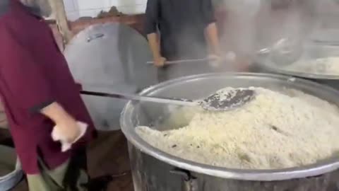 Masak nasi di arab sampai sebanyak ini