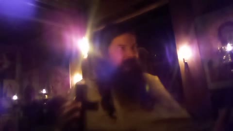 ΑΝΤΙΠΑΡΕΡΧΕΣΤΕ ΤΟΝ ΕΑΥΤΟ ΣΑΣ