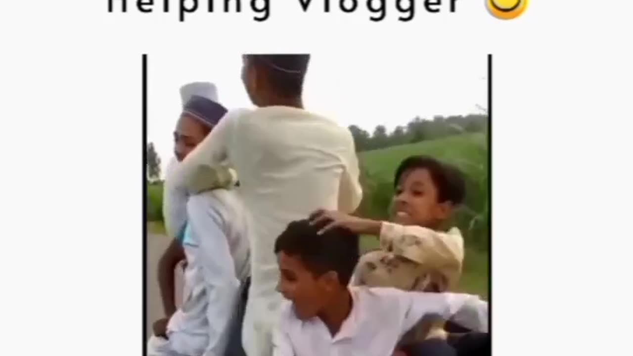 Helpping Vloggar