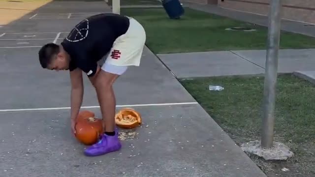 Hooping with a pumpkin...🎃