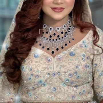 She Looks so Gorgeous...