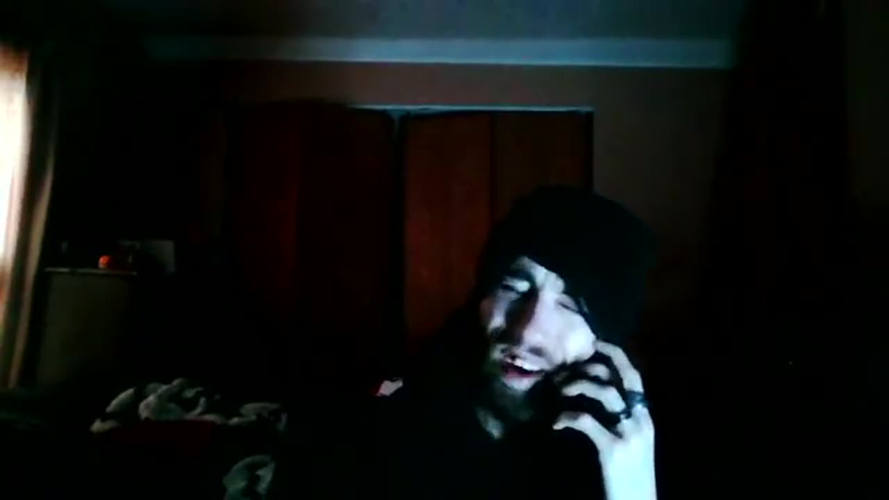 [Cyraxx Youtube 2022-1-3] SOMEONE PLEASE HELP!!!!!