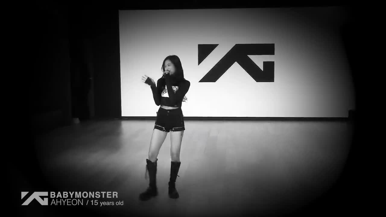 BABYMONSTER - AHYEON (Live Performance)