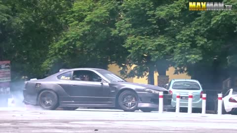 Driving school instructor gets pranked by drift racer