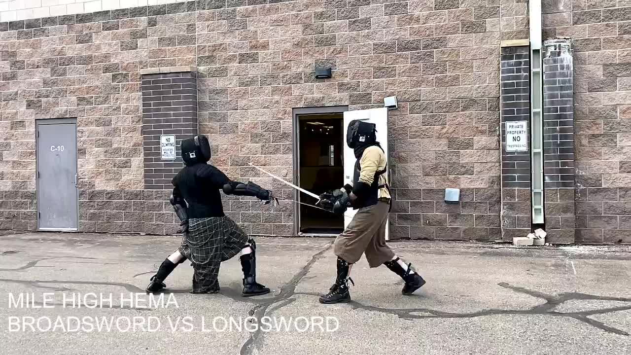 Steel Training - 17 - Longsword vs Basket Hilt Broadsword