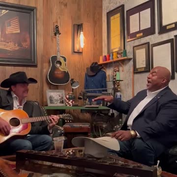 Had the pleasure of jammin some music w/the next Governor of N.Carolina ⁦Cash! Impressive