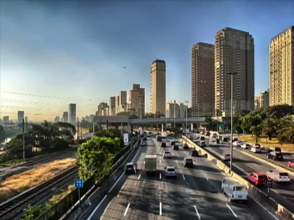 Fique informado pela manhã com as notícias do Fala Brasil