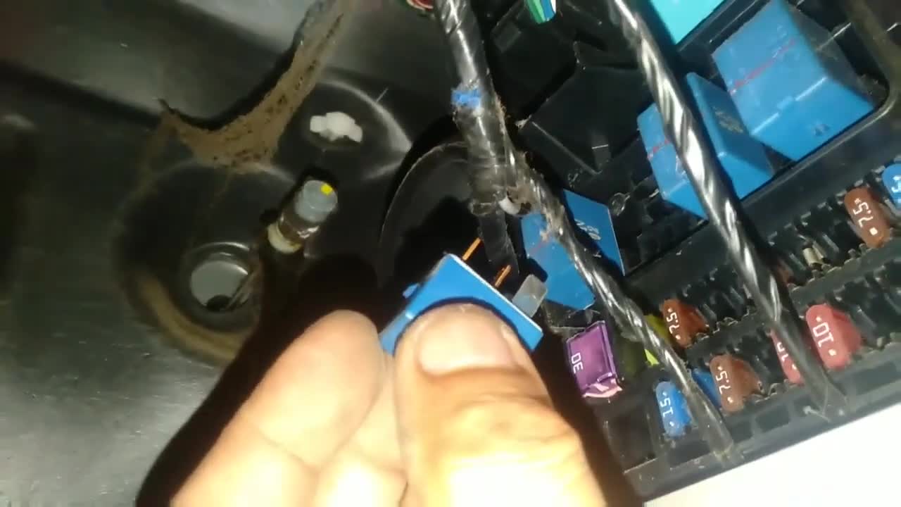 Mobil Avanza tiba tiba mogok