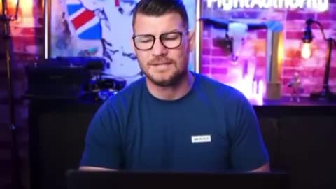 Fan tells Michael Bisping he looks like Mia Khalifa