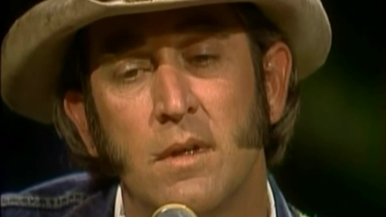 Don Williams - She Never Knew Me