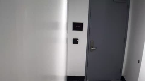 6144RHOBG2G201ABStairwayLobbyEntry_2021-01-06_06h40min01s880ms.mp4