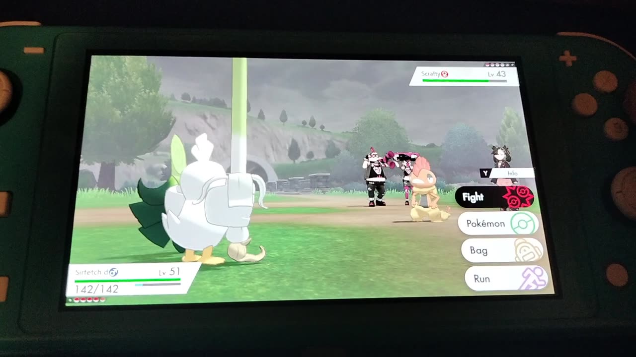 Pokemon Sword:The Entrance to Spikemuth