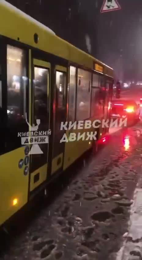 Public transport in Kyiv is overloaded