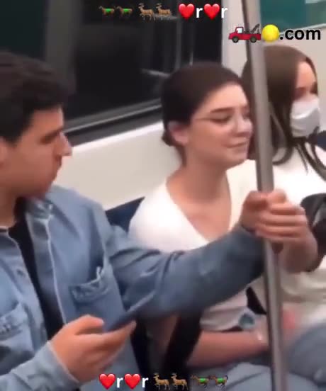 When love appears in the subway