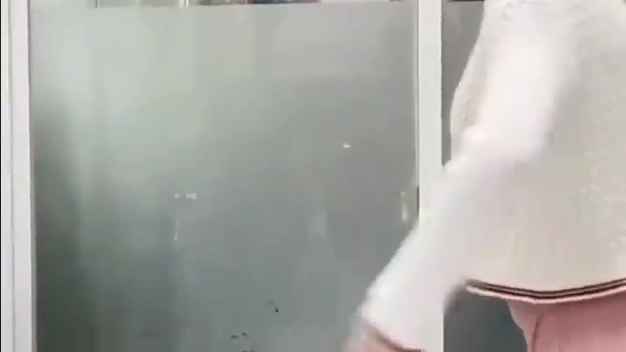 Pragnent lady Prank 🤣🤣