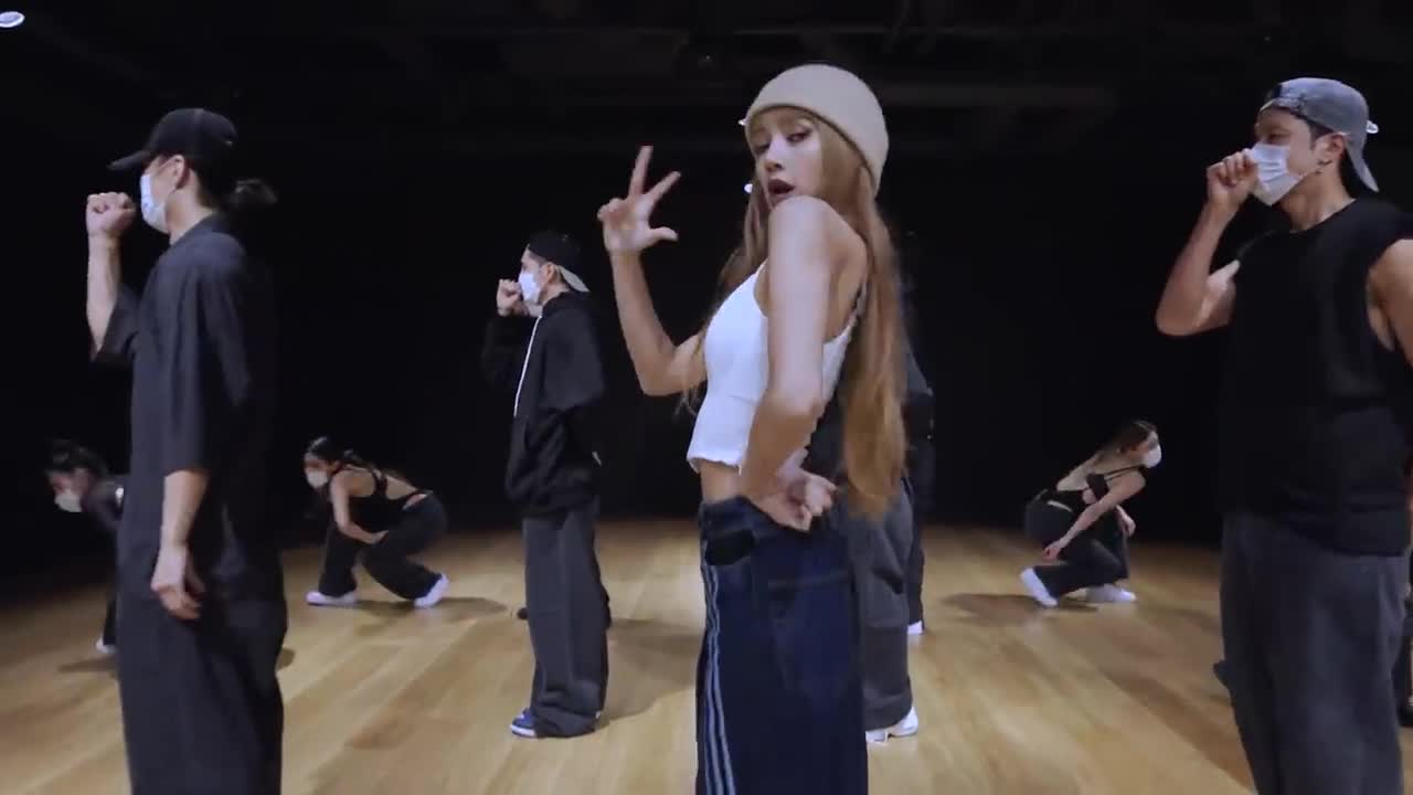 LISA - 'MONEY' DANCE PRACTICE VIDEO