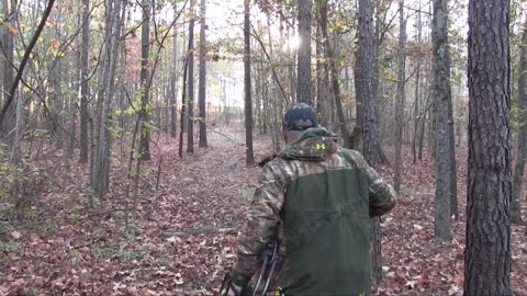 DEER HUNTING WITH BRANTLEY GILBERT | BWL 13.7