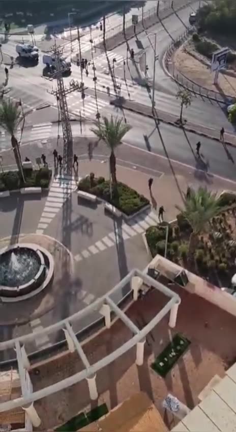 ISRAEL AT WAR ZONE NOW! TRAVEL WARNING!